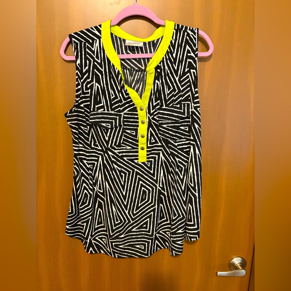 The Avenue Sleeveless Top 14/16